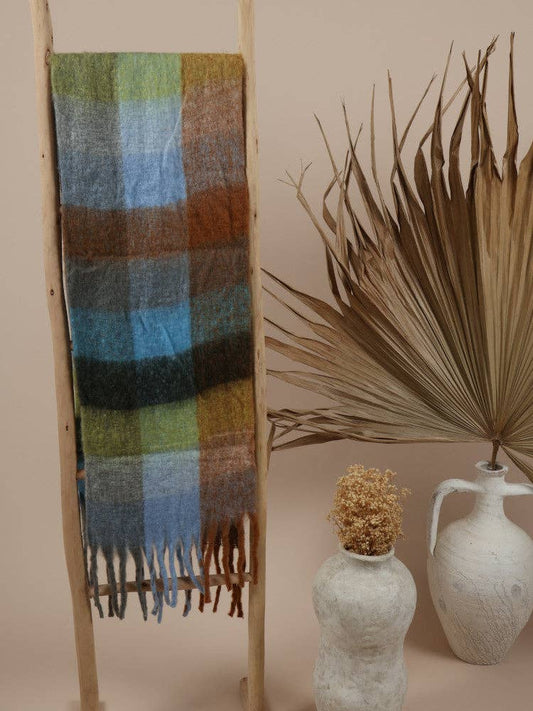 Fluffy Oversized Scarf - Alaska - Pond