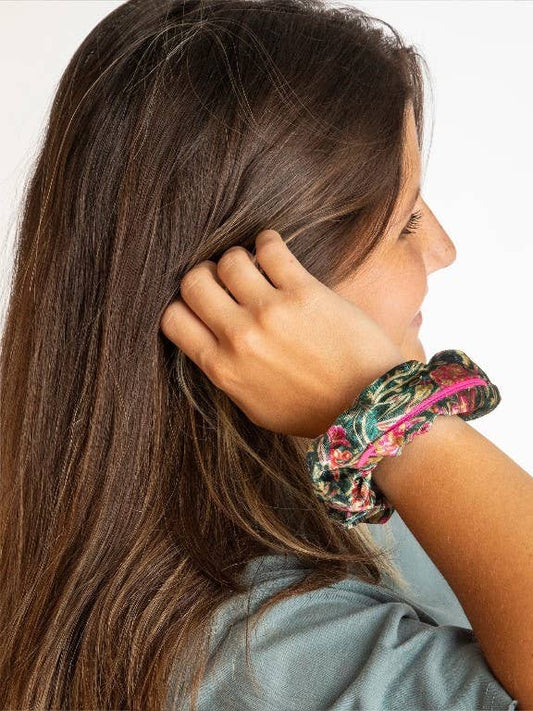 Hideaway Scrunchie Green Floral