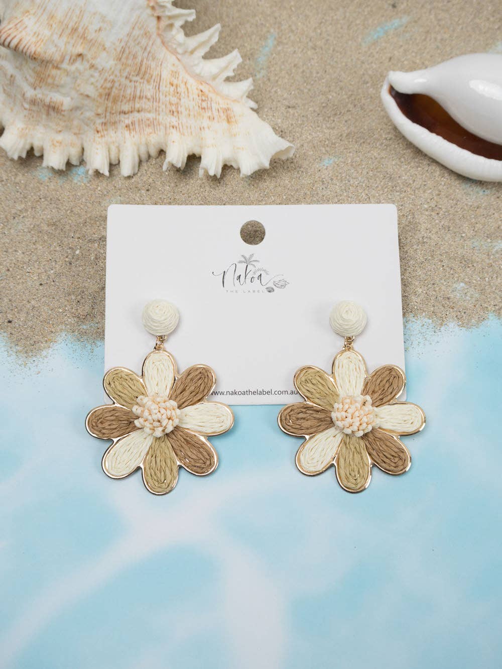 Daisy Delight Raffia Earrings - Beige