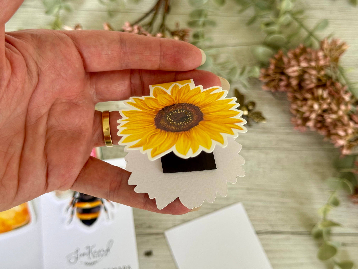 MAGNETIC BOOKMARK: Sunflower only