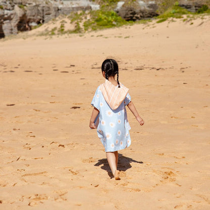 Sand Free Kids Hooded Towel - Daisy: Small (3-7 yrs）