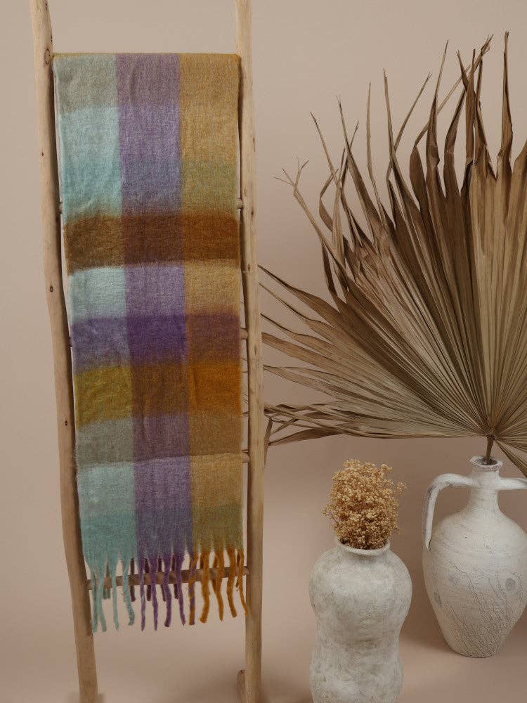 Fluffy Oversized Scarf - Alaska - Nectar